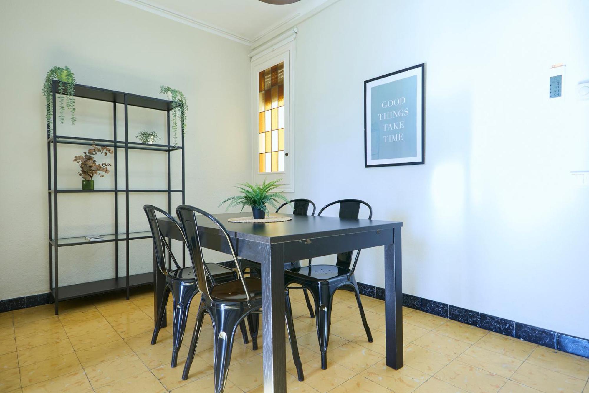 63Par1016- Sunny Apartment In Paralel Barcelona Eksteriør billede